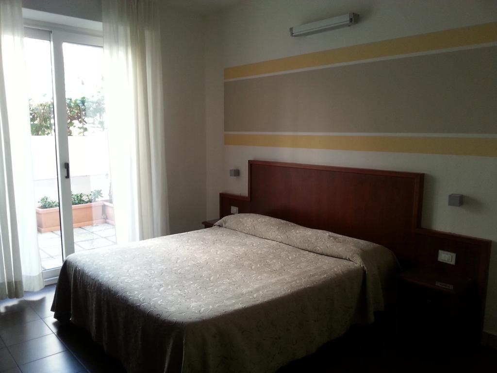 Residence Nocchiero Riccione Zewnętrze zdjęcie