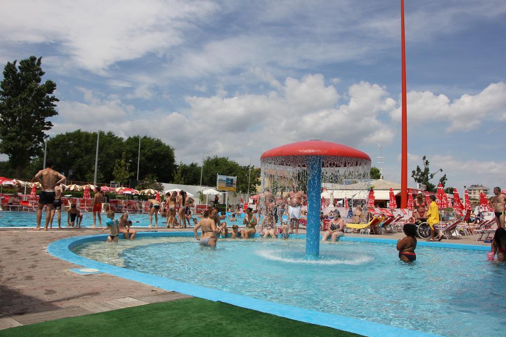 Residence Nocchiero Riccione Zewnętrze zdjęcie