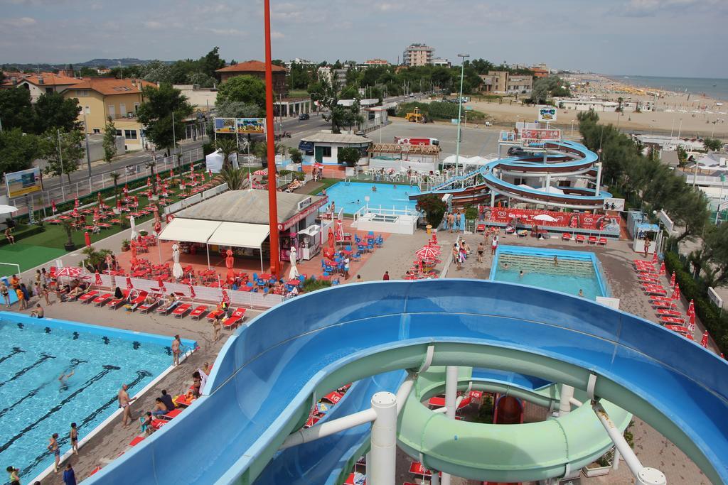 Residence Nocchiero Riccione Zewnętrze zdjęcie